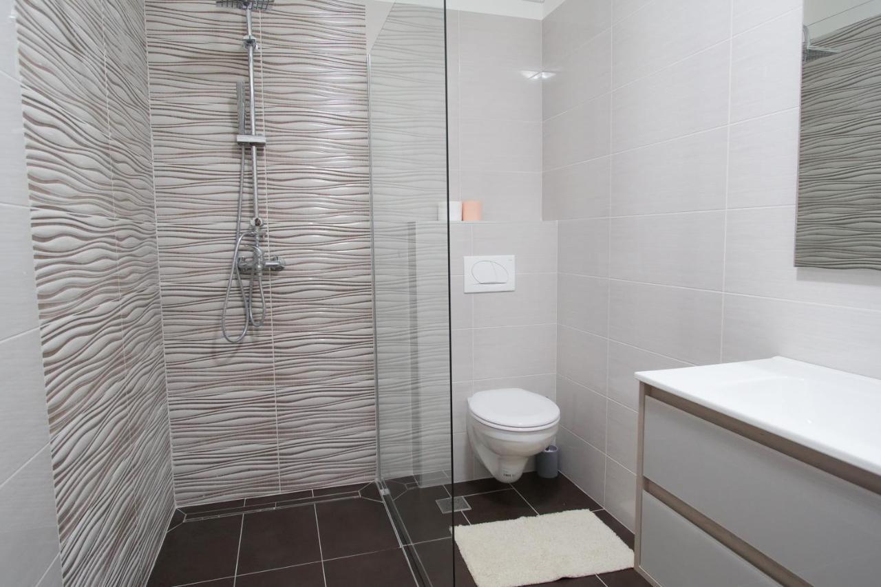 Arena Apartment With 3 Bedrooms In The City Center 普拉 外观 照片